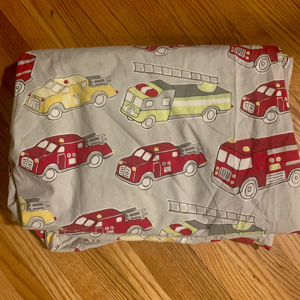 Twin size fire truck duvet cover
